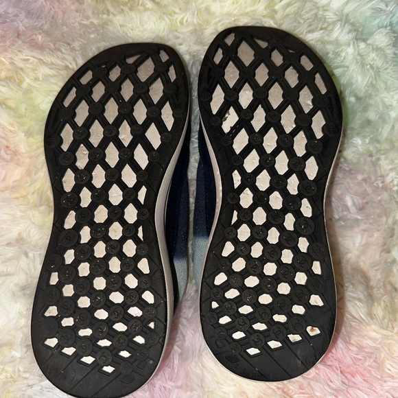 Chanel Blue Denim CC Logo Sneakers Size 38 - Picture 11 of 11